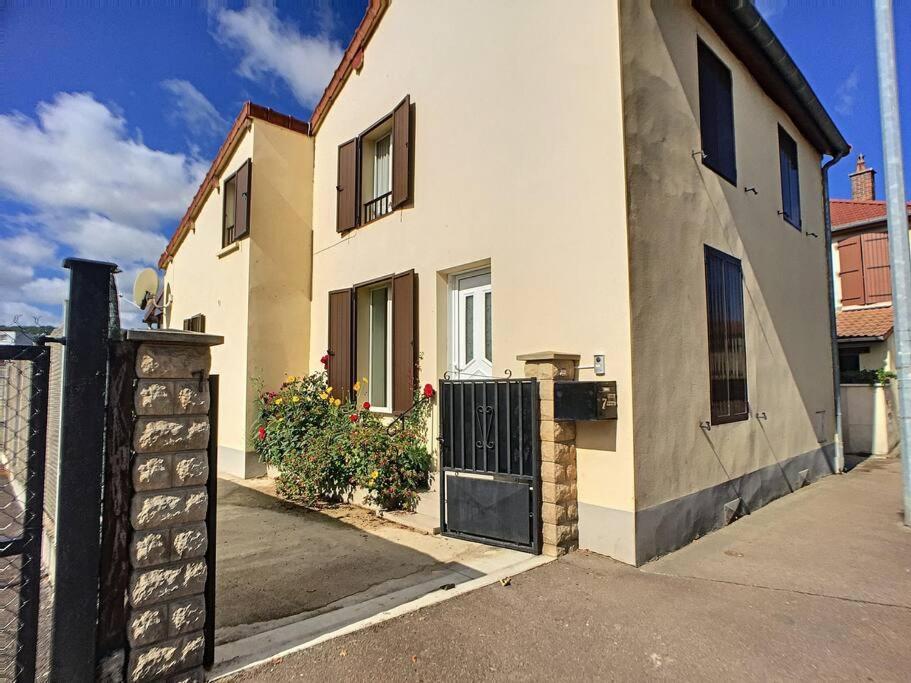 L'Hirondelle Du Faubourg Villa Bar-sur-Aube Dış mekan fotoğraf