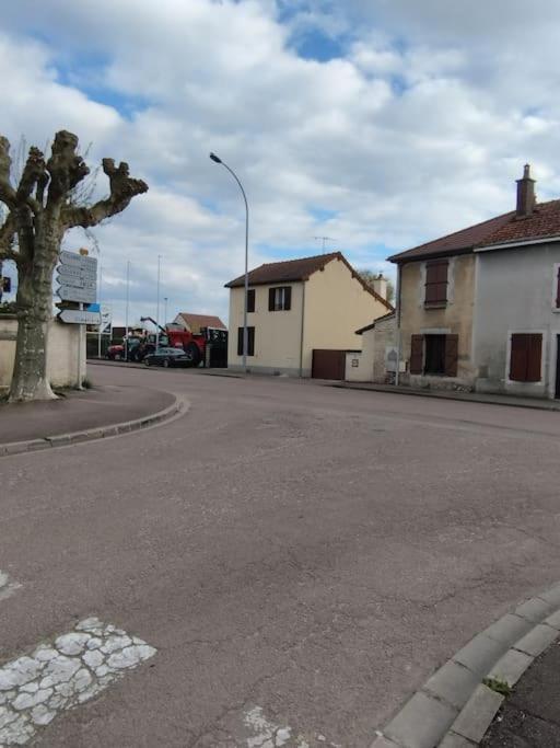 L'Hirondelle Du Faubourg Villa Bar-sur-Aube Dış mekan fotoğraf